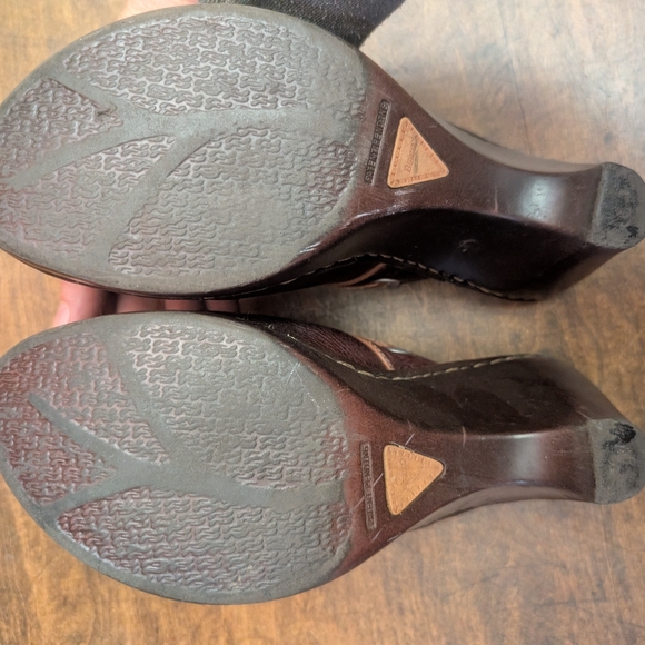 Born Women's Dark Brown Leather Slip-On Clogs Size 8 - Picture 2 of 10